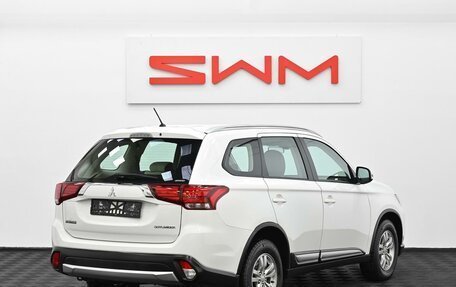 Mitsubishi Outlander III рестайлинг 3, 2016 год, 1 445 000 рублей, 2 фотография