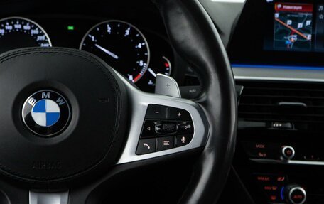 BMW 5 серия, 2019 год, 3 199 046 рублей, 13 фотография