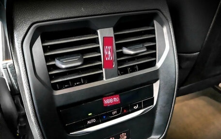 BMW 3 серия, 2024 год, 6 280 000 рублей, 28 фотография
