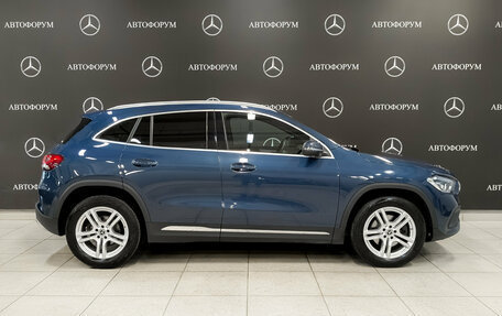 Mercedes-Benz GLA, 2020 год, 3 300 000 рублей, 4 фотография