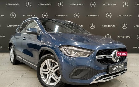 Mercedes-Benz GLA, 2020 год, 3 300 000 рублей, 3 фотография