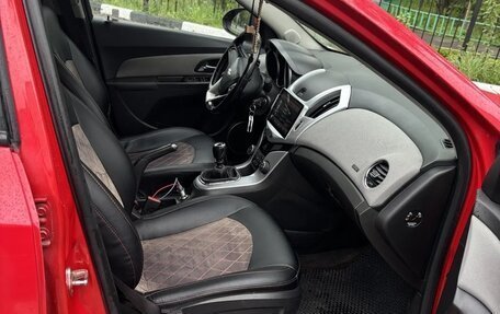 Chevrolet Cruze II, 2013 год, 640 000 рублей, 5 фотография