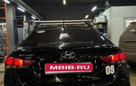Hyundai Solaris II рестайлинг, 2017 год, 700 000 рублей, 3 фотография