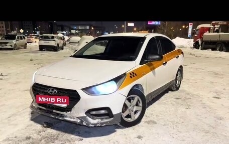 Hyundai Solaris II рестайлинг, 2017 год, 700 000 рублей, 17 фотография