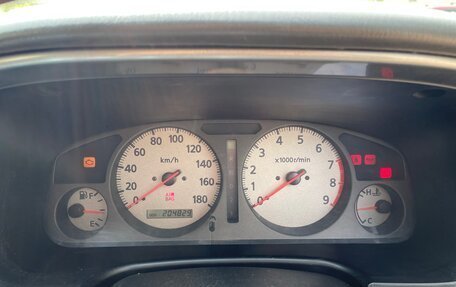 Nissan Avenir II, 2000 год, 700 000 рублей, 14 фотография