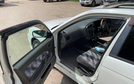 Nissan Avenir II, 2000 год, 700 000 рублей, 13 фотография