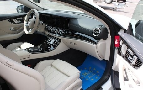 Mercedes-Benz E-Класс, 2022 год, 8 499 000 рублей, 14 фотография