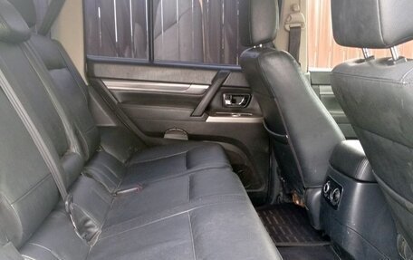 Mitsubishi Pajero IV, 2014 год, 2 500 000 рублей, 3 фотография