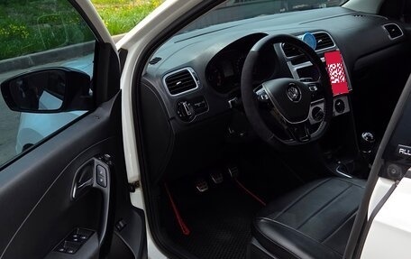 Volkswagen Polo VI (EU Market), 2016 год, 1 150 000 рублей, 15 фотография