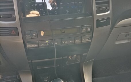Toyota Land Cruiser Prado 120 рестайлинг, 2007 год, 2 350 000 рублей, 6 фотография