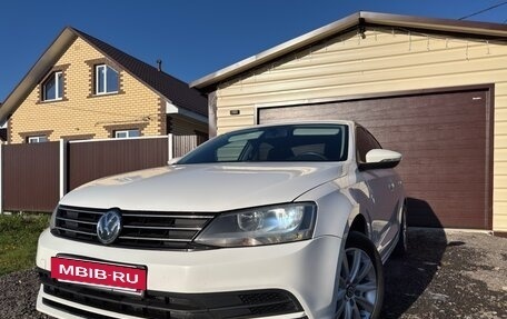 Volkswagen Jetta VI, 2015 год, 970 000 рублей, 4 фотография