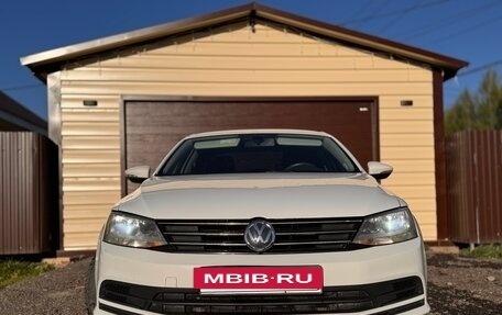 Volkswagen Jetta VI, 2015 год, 970 000 рублей, 3 фотография