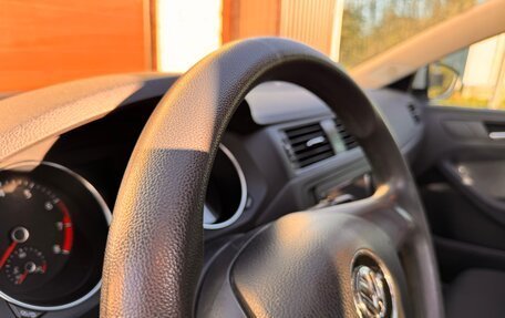 Volkswagen Jetta VI, 2015 год, 970 000 рублей, 14 фотография