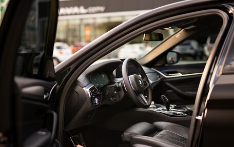 BMW 5 серия, 2020 год, 6 100 000 рублей, 10 фотография