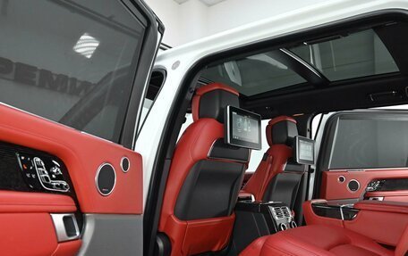 Land Rover Range Rover IV рестайлинг, 2021 год, 10 690 000 рублей, 15 фотография