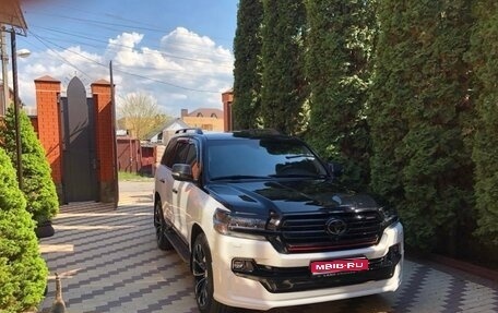 Toyota Land Cruiser 200, 2015 год, 6 200 000 рублей, 1 фотография