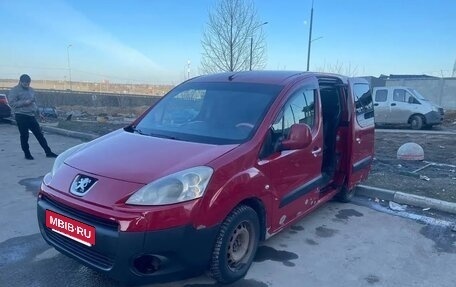 Peugeot Partner II рестайлинг 2, 2012 год, 360 000 рублей, 2 фотография