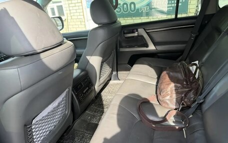 Toyota Land Cruiser 200, 2008 год, 2 590 000 рублей, 11 фотография