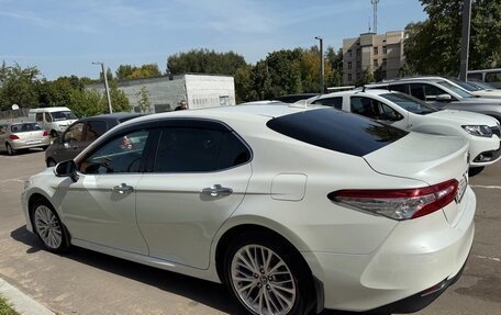 Toyota Camry, 2020 год, 3 050 000 рублей, 3 фотография
