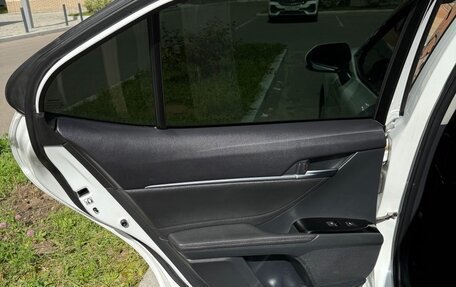 Toyota Camry, 2020 год, 3 050 000 рублей, 9 фотография