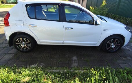 Renault Sandero I, 2011 год, 650 000 рублей, 3 фотография