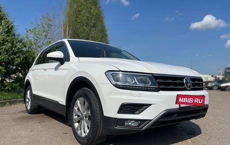 Volkswagen Tiguan II, 2018 год, 2 500 000 рублей, 2 фотография