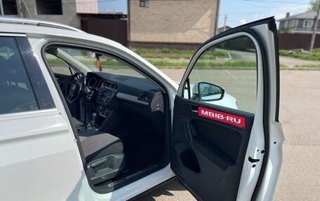 Volkswagen Tiguan II, 2018 год, 2 500 000 рублей, 10 фотография