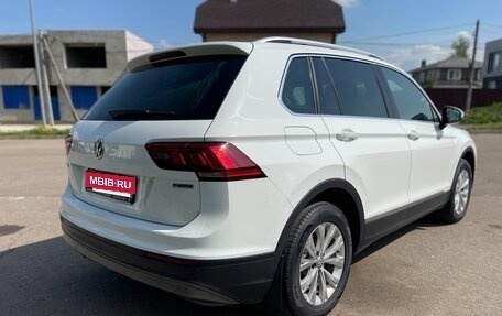 Volkswagen Tiguan II, 2018 год, 2 500 000 рублей, 12 фотография