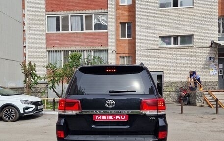 Toyota Land Cruiser 200, 2020 год, 9 300 000 рублей, 4 фотография