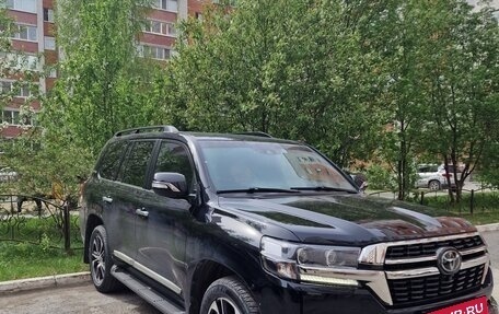 Toyota Land Cruiser 200, 2020 год, 9 300 000 рублей, 3 фотография