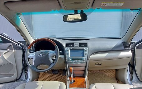Toyota Camry, 2008 год, 1 070 000 рублей, 18 фотография