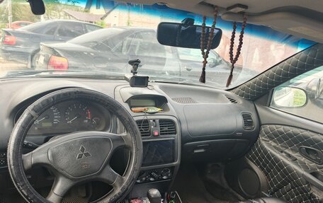 Mitsubishi Carisma I, 2002 год, 260 000 рублей, 5 фотография