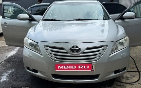Toyota Camry, 2008 год, 860 000 рублей, 1 фотография
