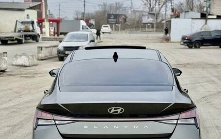 Hyundai Elantra, 2023 год, 1 630 000 рублей, 4 фотография
