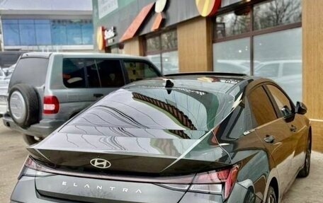 Hyundai Elantra, 2023 год, 1 630 000 рублей, 7 фотография