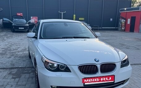BMW 5 серия, 2008 год, 1 200 000 рублей, 2 фотография