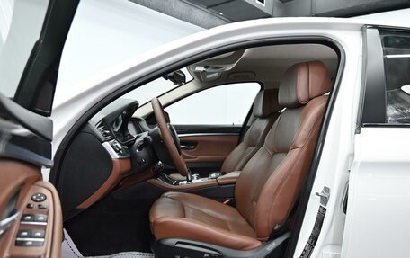BMW 5 серия, 2014 год, 1 735 000 рублей, 6 фотография