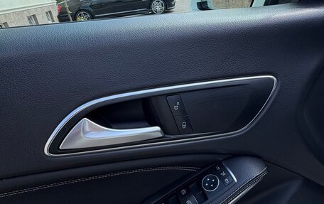 Mercedes-Benz CLA, 2017 год, 2 250 000 рублей, 22 фотография