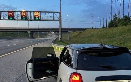 MINI Hatch, 2021 год, 4 550 000 рублей, 6 фотография