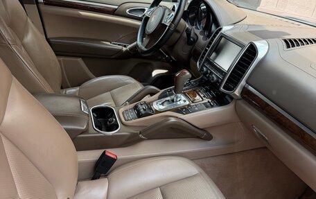Porsche Cayenne III, 2011 год, 1 350 000 рублей, 10 фотография