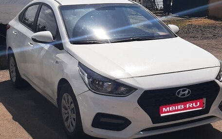 Hyundai Solaris II рестайлинг, 2018 год, 690 000 рублей, 1 фотография