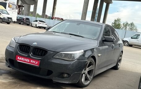 BMW 5 серия, 2004 год, 500 000 рублей, 1 фотография