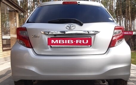 Toyota Vitz, 2011 год, 615 000 рублей, 3 фотография