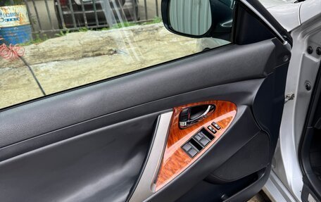 Toyota Camry, 2008 год, 860 000 рублей, 12 фотография