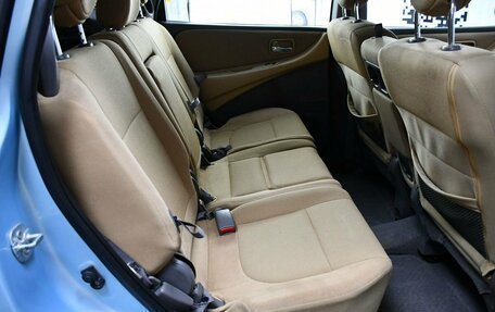 Nissan Tino, 2001 год, 445 000 рублей, 14 фотография