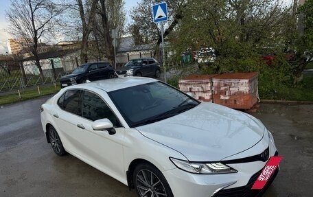 Toyota Camry, 2022 год, 3 370 000 рублей, 6 фотография