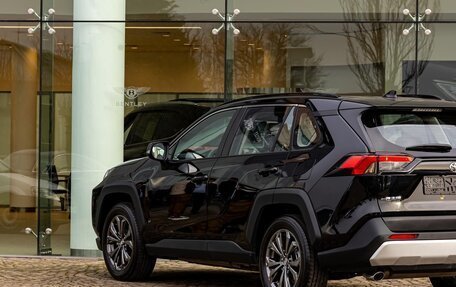 Toyota RAV4, 2021 год, 2 655 000 рублей, 9 фотография