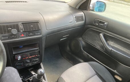 Volkswagen Golf IV, 2001 год, 250 000 рублей, 8 фотография