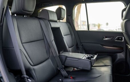 Toyota Land Cruiser, 2026 год, 10 999 999 рублей, 17 фотография