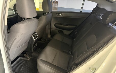 KIA Sportage IV рестайлинг, 2021 год, 2 997 000 рублей, 20 фотография